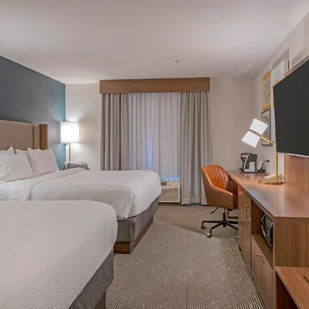Holiday Inn Hotel And Suites-Kamloops By Ihg Exterior photo