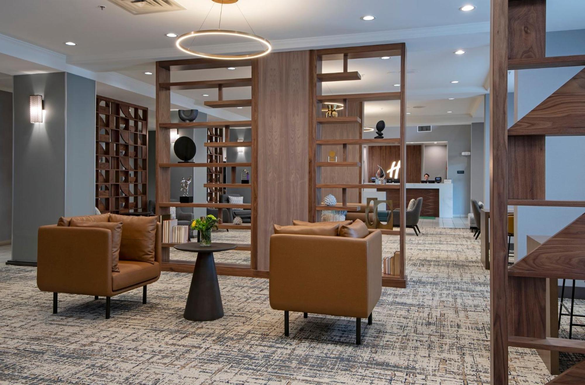 And Suites-kamloops By Ihg Hotel Kamloops